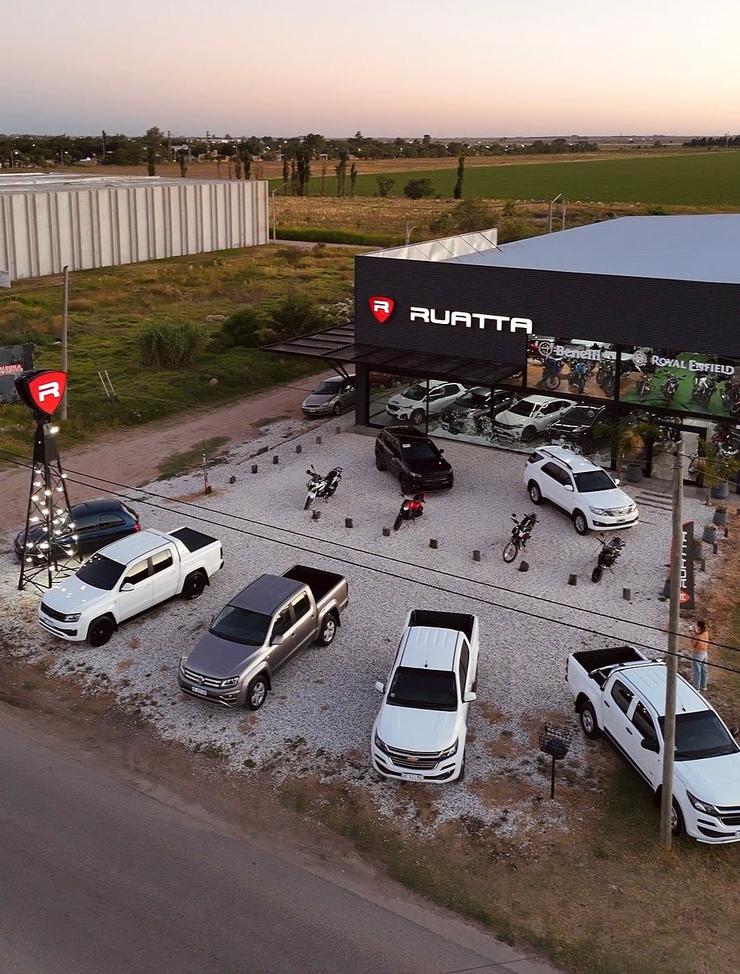 Auto premium en carretera